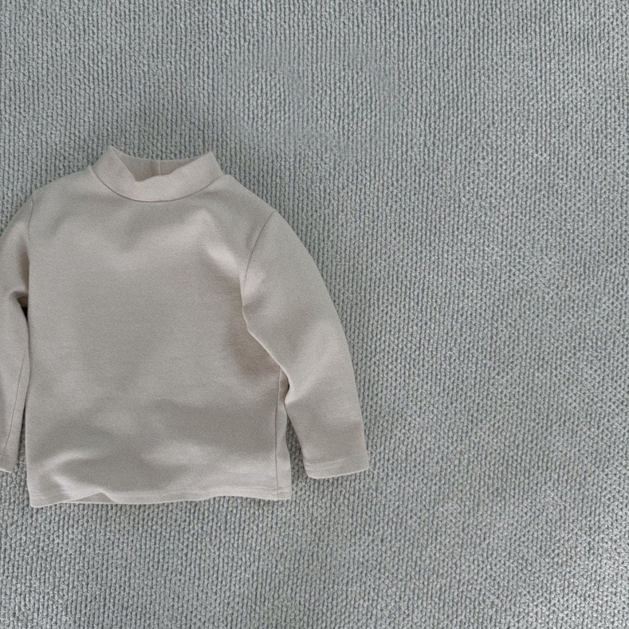 [BABY & TODDLER] solid mock neck tee (cream)