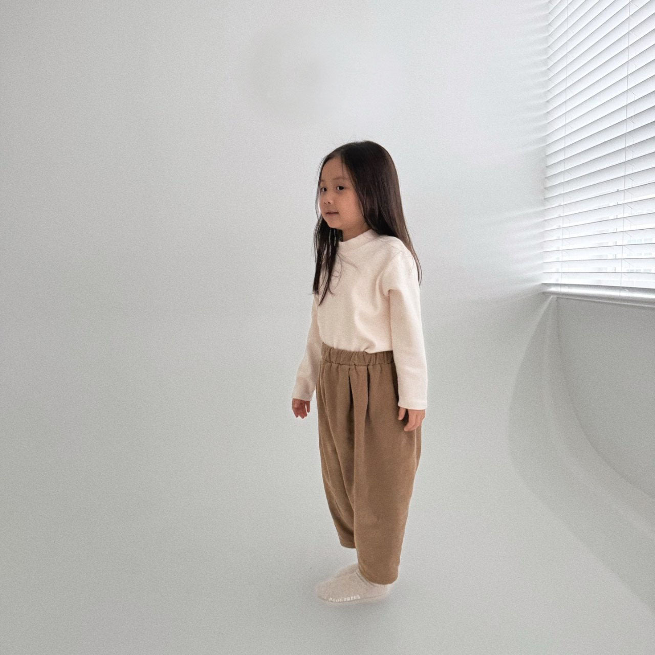 [BABY & TODDLER] solid mock neck tee (cream)