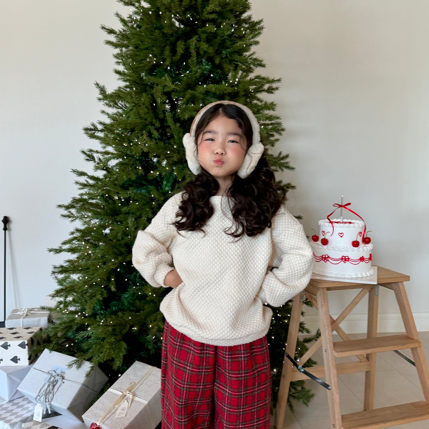 [TODDLER] snug crewneck (ivory)